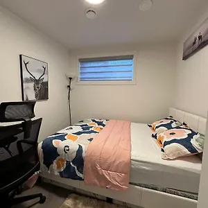  Apartment Brand New 1 Bedroom Basement Suite. Wi-fi,netflix Canada
