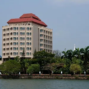 5* Hotel Vivanta Ernakulam, Marine Drive